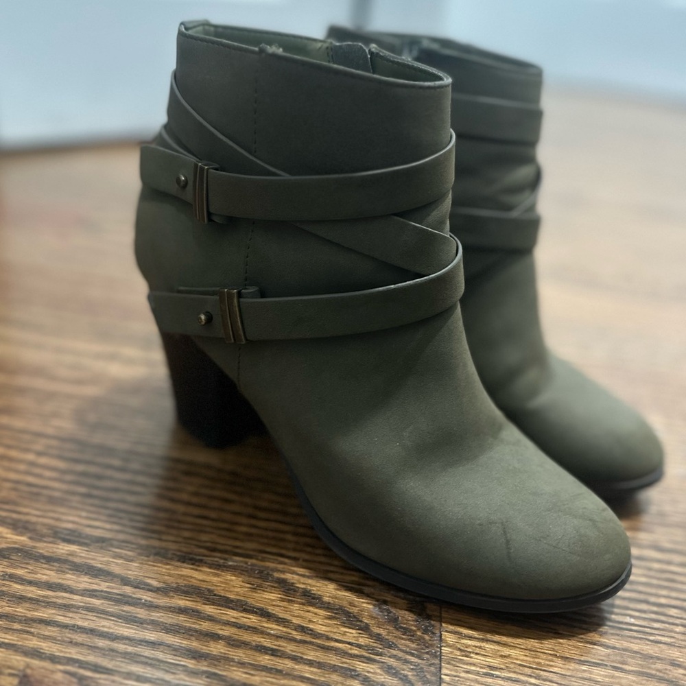 Charlotte Russe Forest Green Ankle Booties